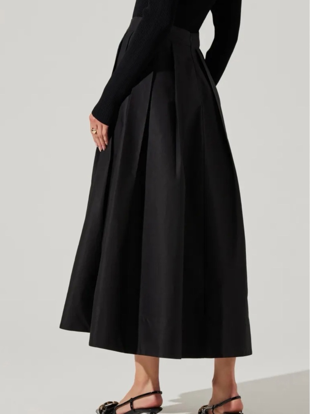 ASTR The Label Catarina Skirt - Picture 2 of 5